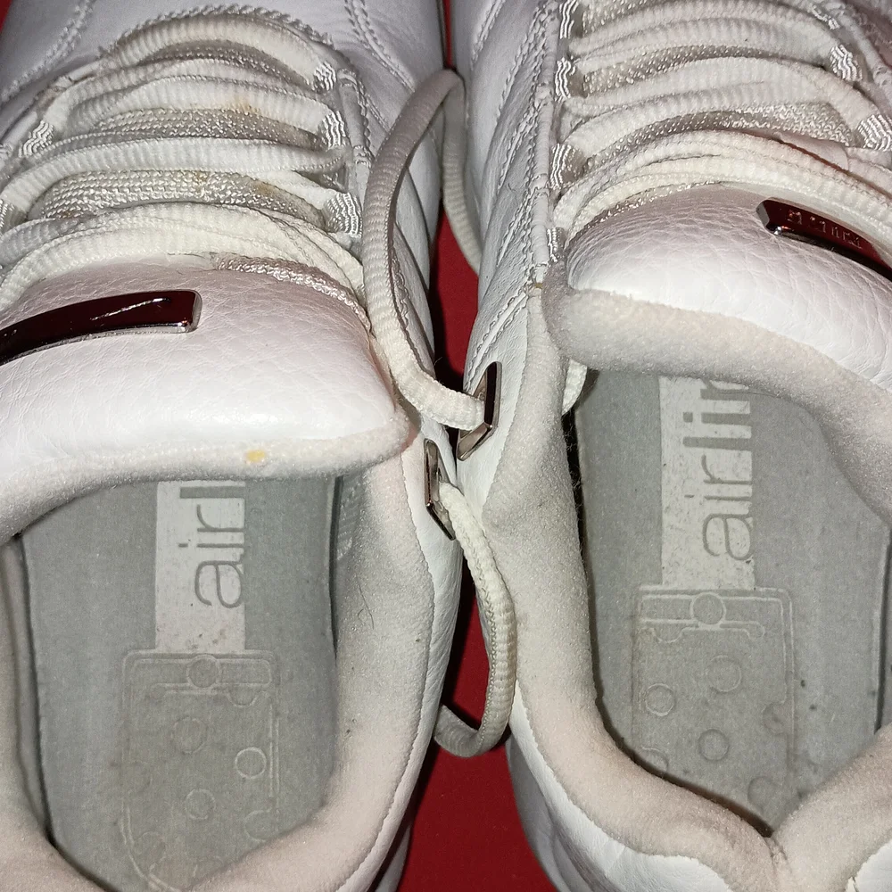 Nike White Sneakers with Metallic Swoosh - Picture 7 of 12